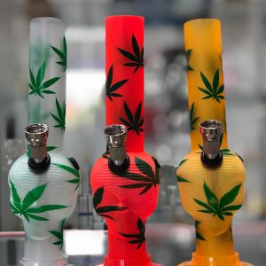 Metier 12 Inch Acrylic Ice Waterpipe Bong (30cm)