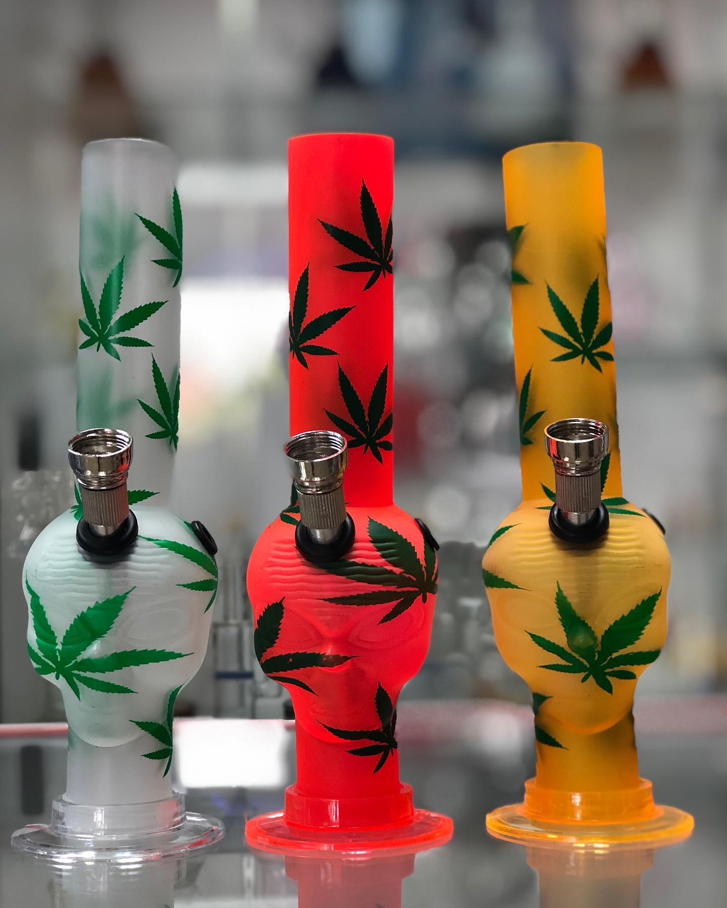 Metier 12 Inch Acrylic Ice Waterpipe Bong (30cm)